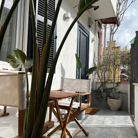 La Maison Appartement - A 200M Dal Porto ชิวิตาเวกเกีย ภายนอก รูปภาพ