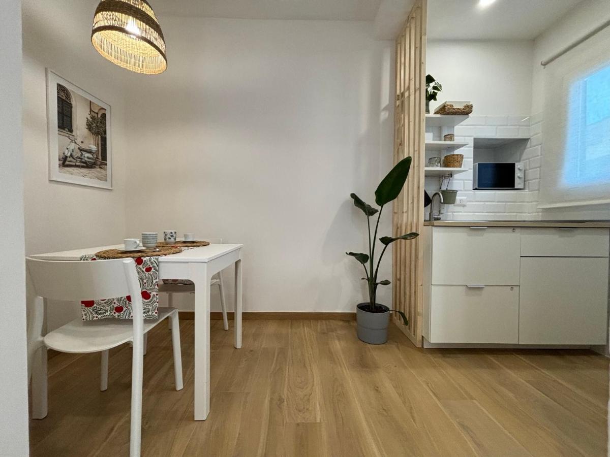 La Maison Appartement - A 200M Dal Porto ชิวิตาเวกเกีย ภายนอก รูปภาพ